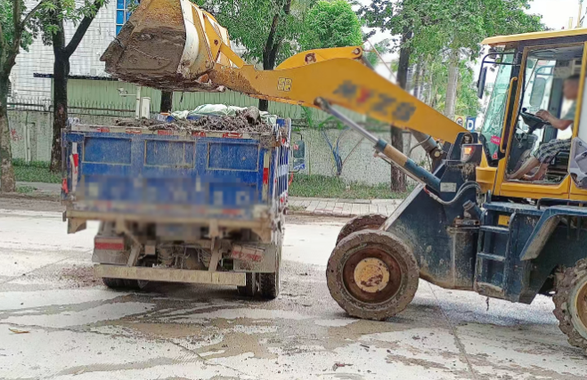 深圳铲车挖机公司聊聊挖掘机几种常见操作小技巧